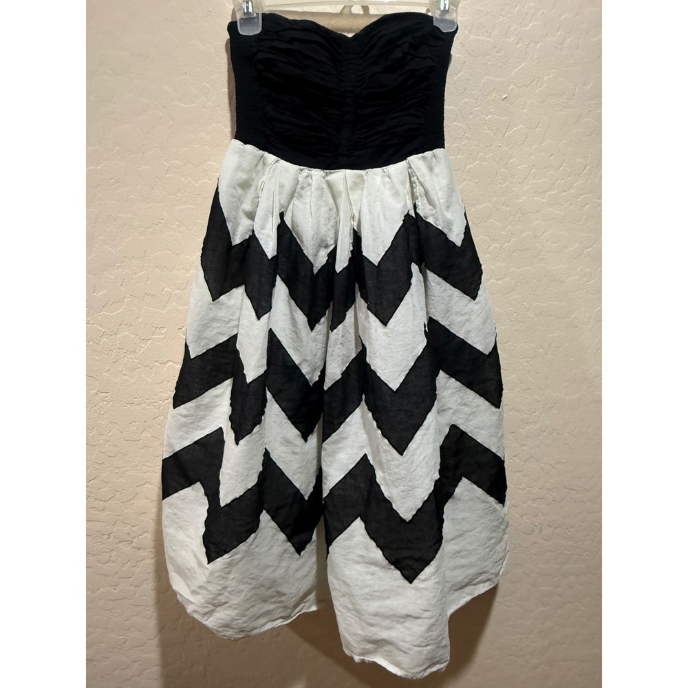 Leifnotes Anthropologie Black White Chevron Strapless Dress Sz 2 Sweetheart Back